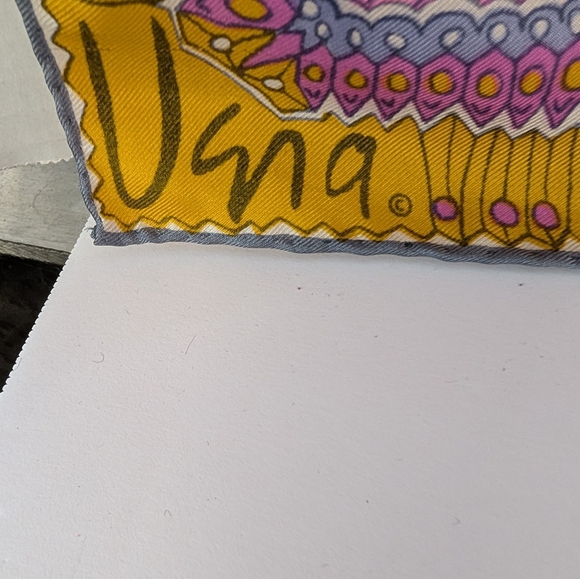 Vintage Scarf Vera Neumann Pink and Gold Geometric Scarf 1970 - Picture 3 of 3